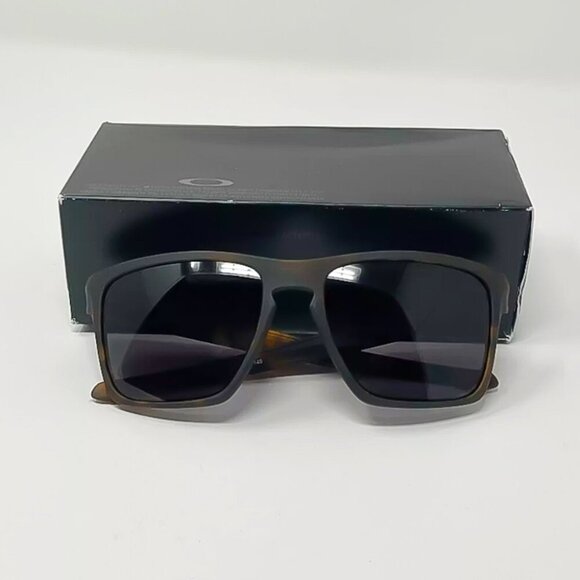 BRAND NEW IN BOX Oakley 0OO9341 Silver XL Matte Brown Tortoise Warm Grey - Picture 3 of 3